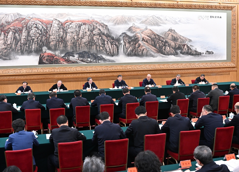 12月2日,中共中央總書記、國(guó)家主席、中央軍委主席習(xí)近平在北京出席第四次“一帶一路”建設(shè)工作座談會(huì)并發(fā)表重要講話。